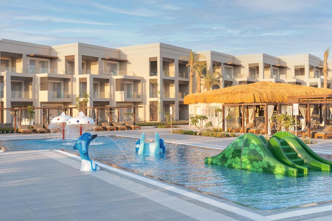 Steigenberger Resort Ras Soma Hurghada Exterior photo The resort's swimming pool